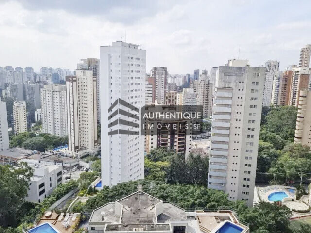 Apartamento à venda com 3 quartos, 238m² - Foto 4