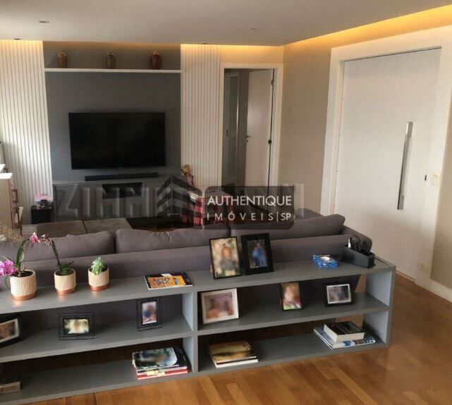 Apartamento à venda com 3 quartos, 142m² - Foto 4