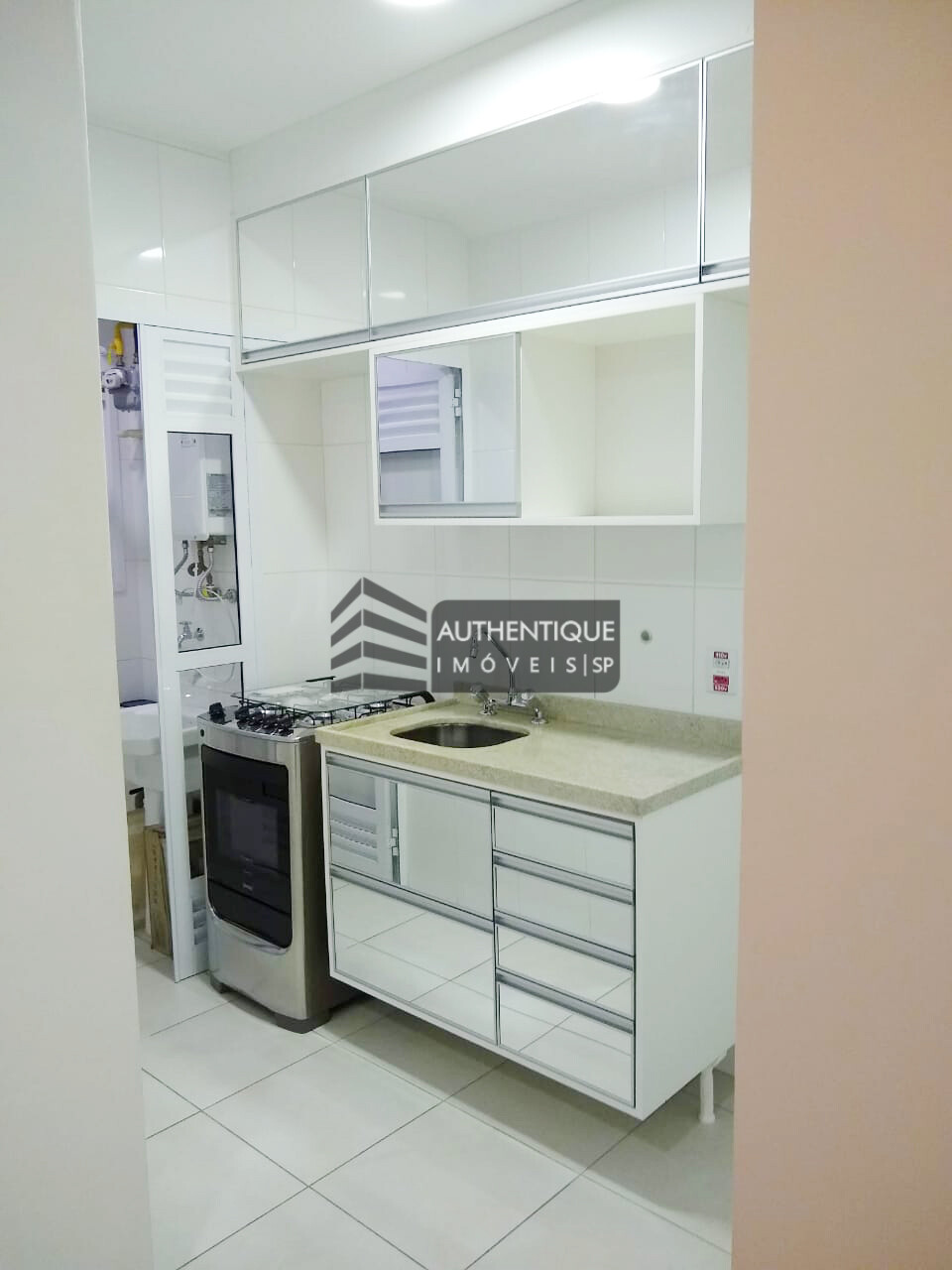 Apartamento à venda com 1 quarto, 42m² - Foto 30