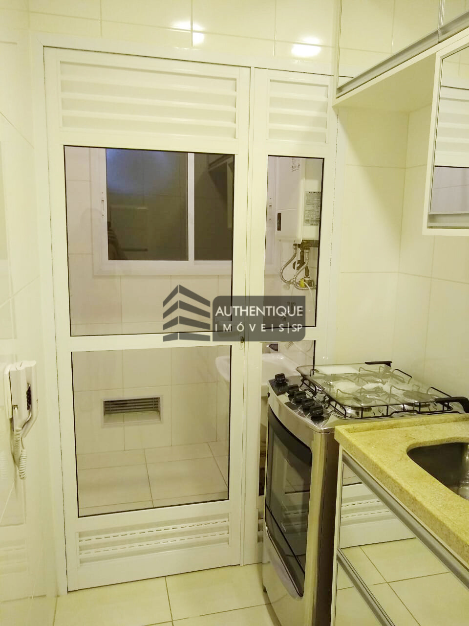 Apartamento à venda com 1 quarto, 42m² - Foto 13