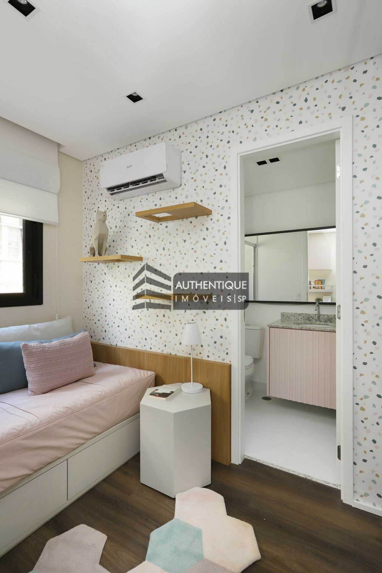 Apartamento à venda com 3 quartos, 117m² - Foto 19