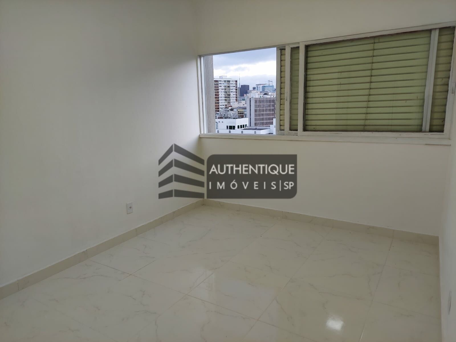 Apartamento à venda com 4 quartos, 117m² - Foto 27