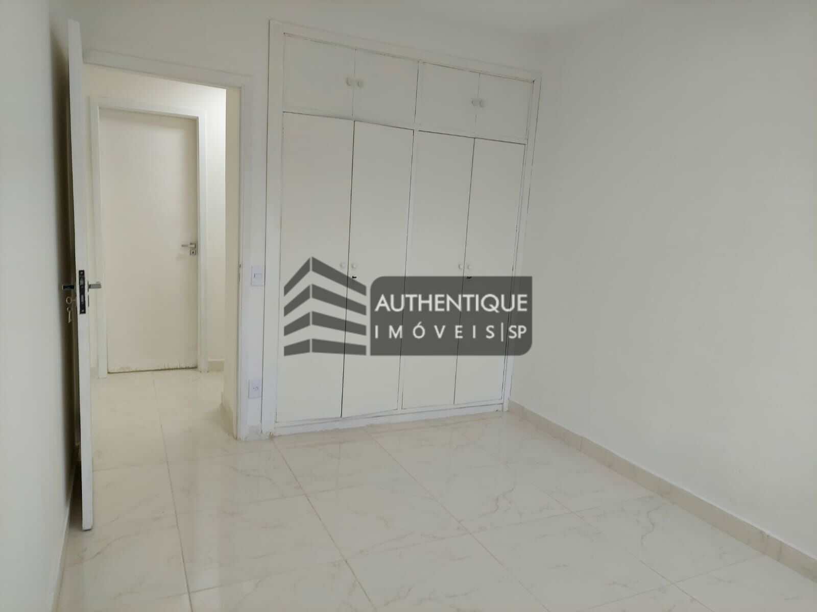 Apartamento à venda com 4 quartos, 117m² - Foto 32