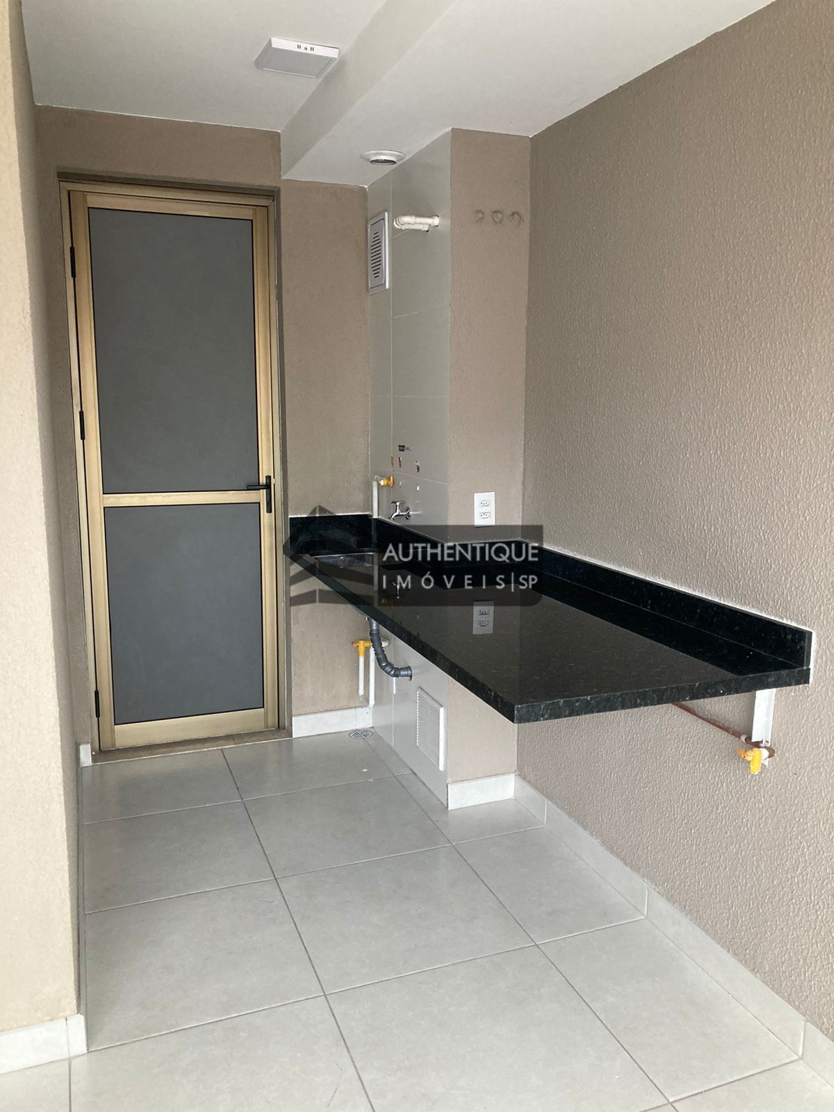 Apartamento à venda com 3 quartos, 141m² - Foto 4