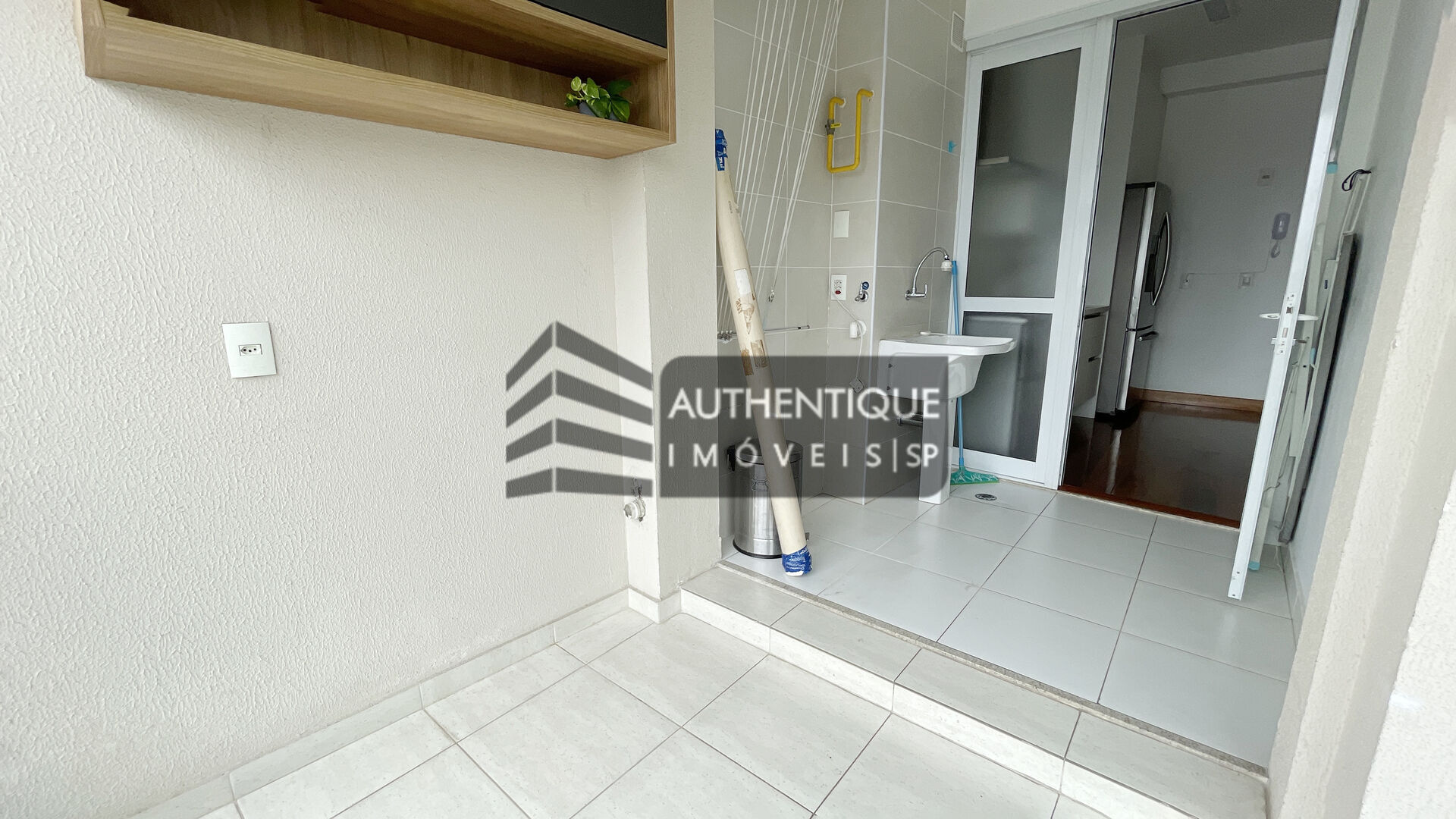 Apartamento à venda com 2 quartos, 70m² - Foto 16