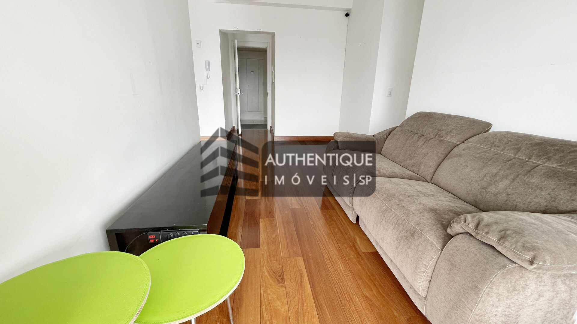 Apartamento à venda com 2 quartos, 70m² - Foto 15