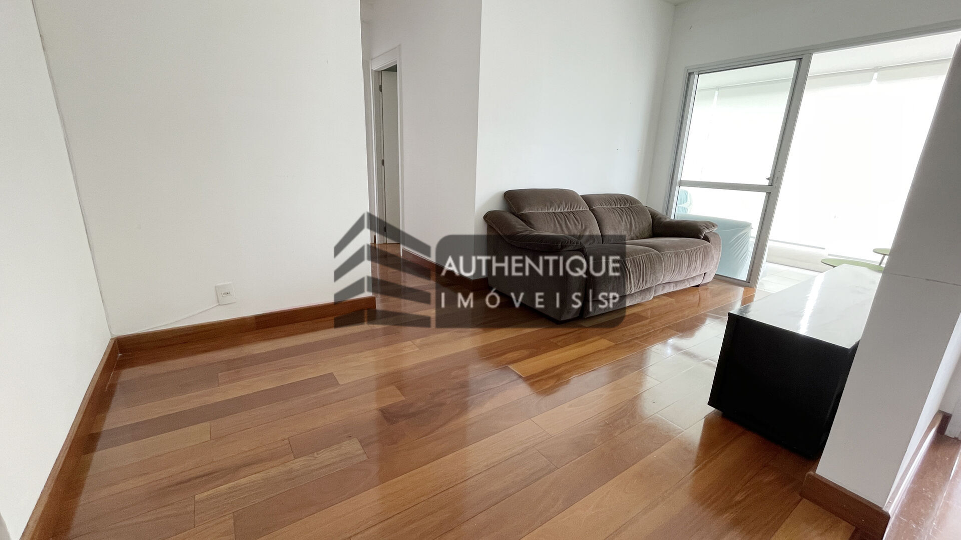 Apartamento à venda com 2 quartos, 70m² - Foto 9