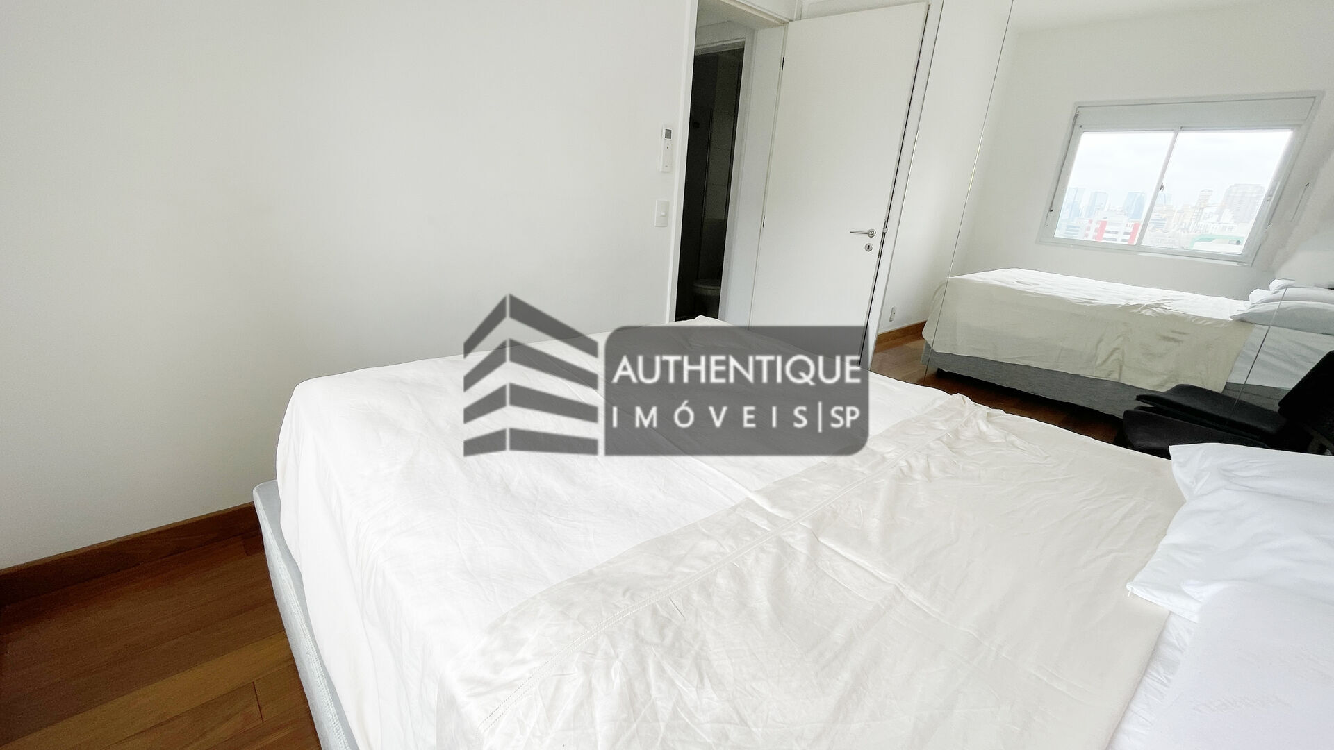 Apartamento à venda com 2 quartos, 70m² - Foto 25