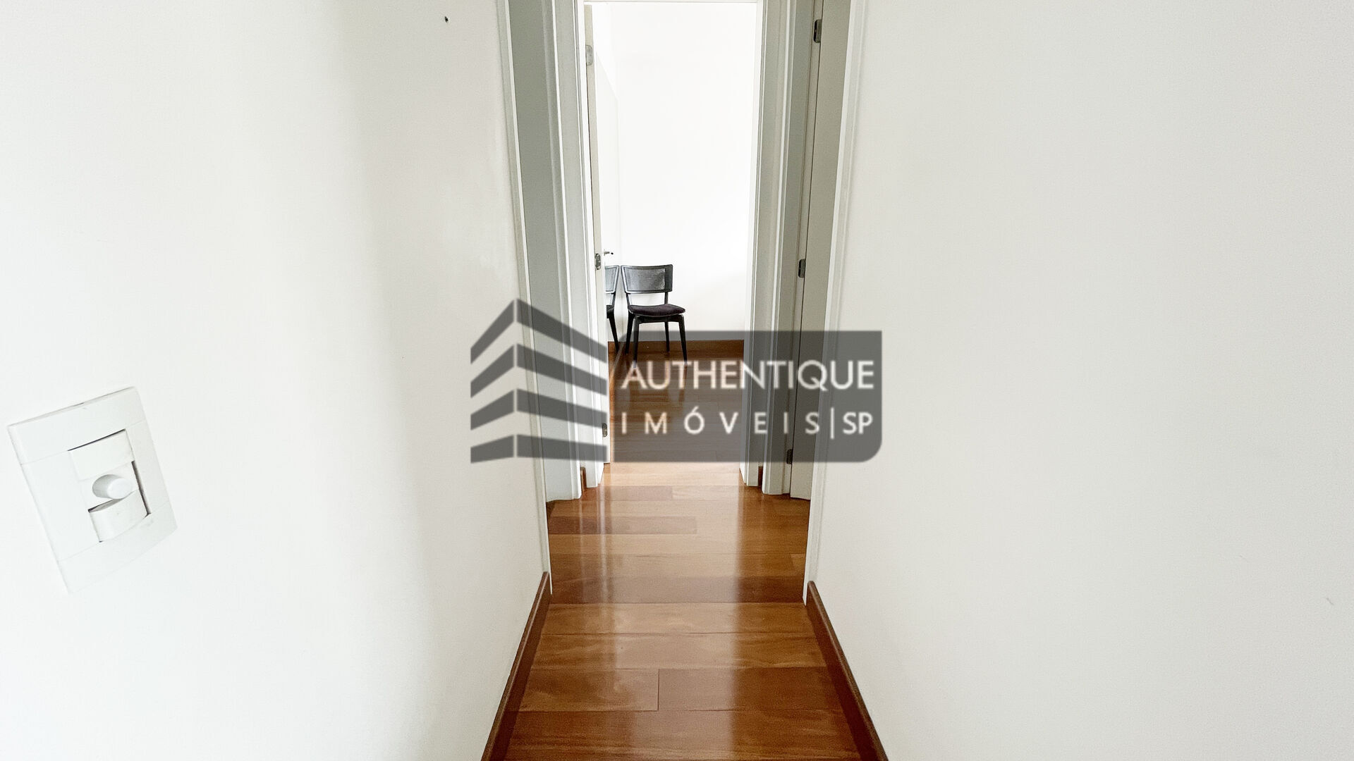 Apartamento à venda com 2 quartos, 70m² - Foto 19