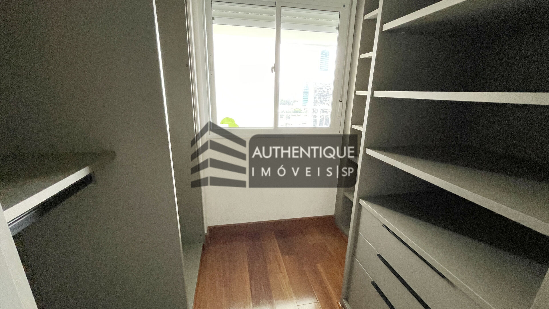 Apartamento à venda com 2 quartos, 70m² - Foto 21