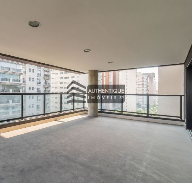 Apartamento à venda com 3 quartos, 205m² - Foto 1