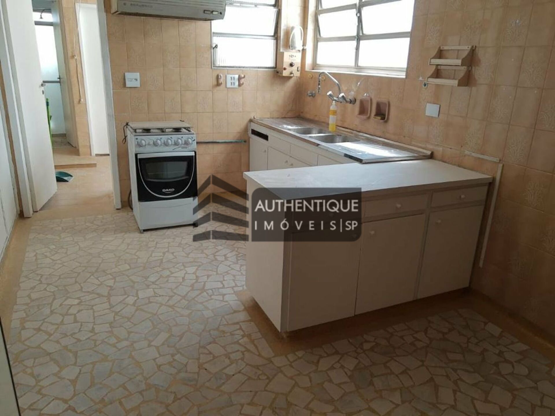 Apartamento à venda com 3 quartos, 164m² - Foto 21