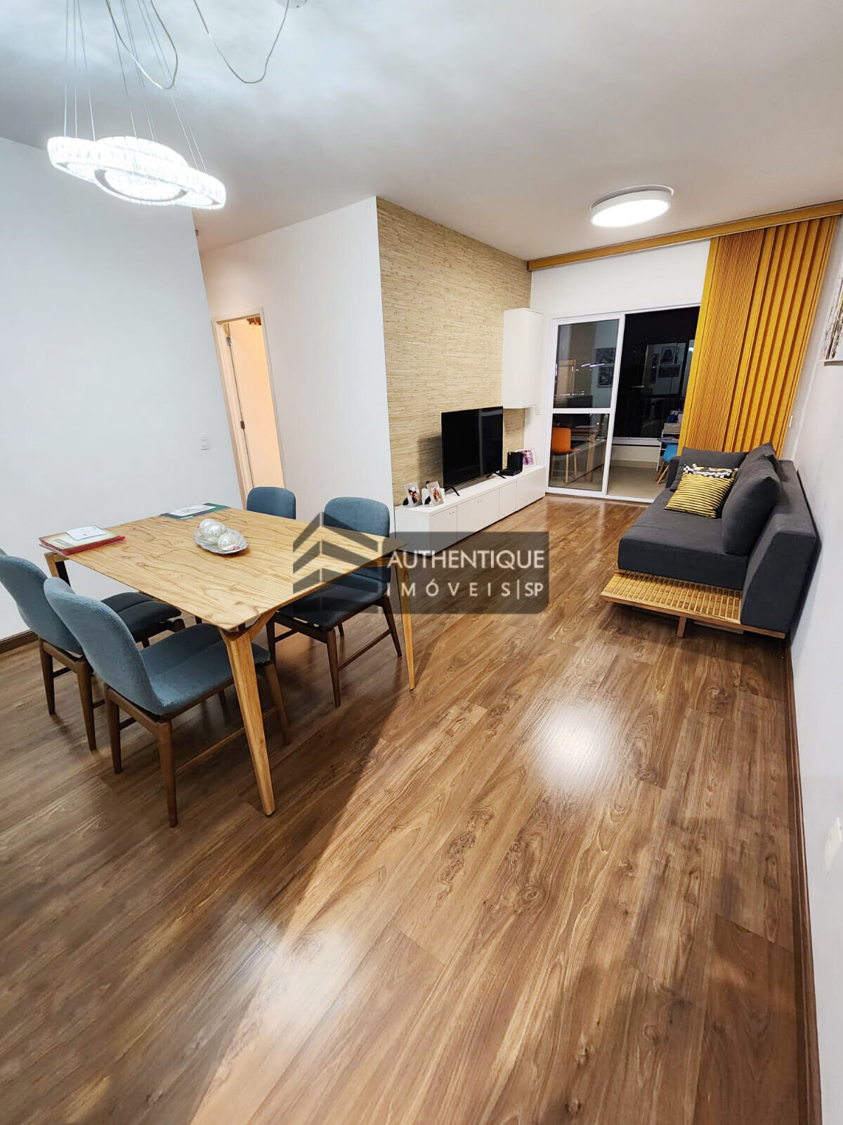 Apartamento à venda com 3 quartos, 94m² - Foto 2