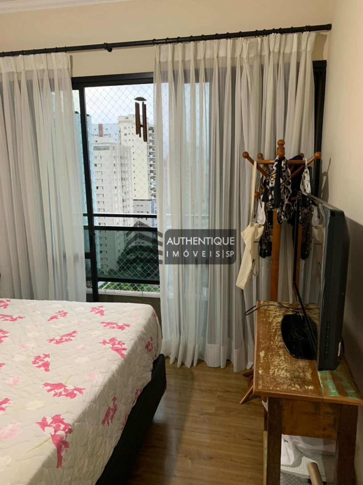 Apartamento à venda com 4 quartos, 140m² - Foto 27