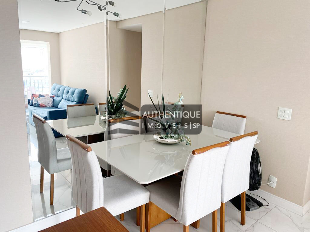 Apartamento à venda com 2 quartos, 64m² - Foto 2