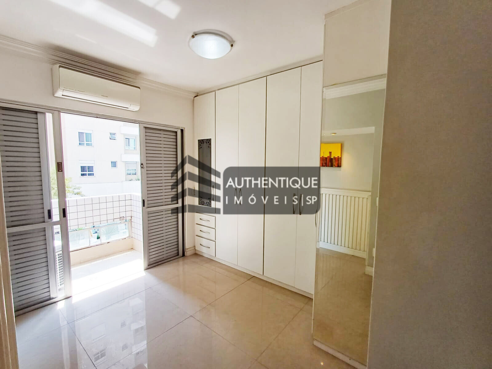 Apartamento à venda com 2 quartos, 119m² - Foto 4