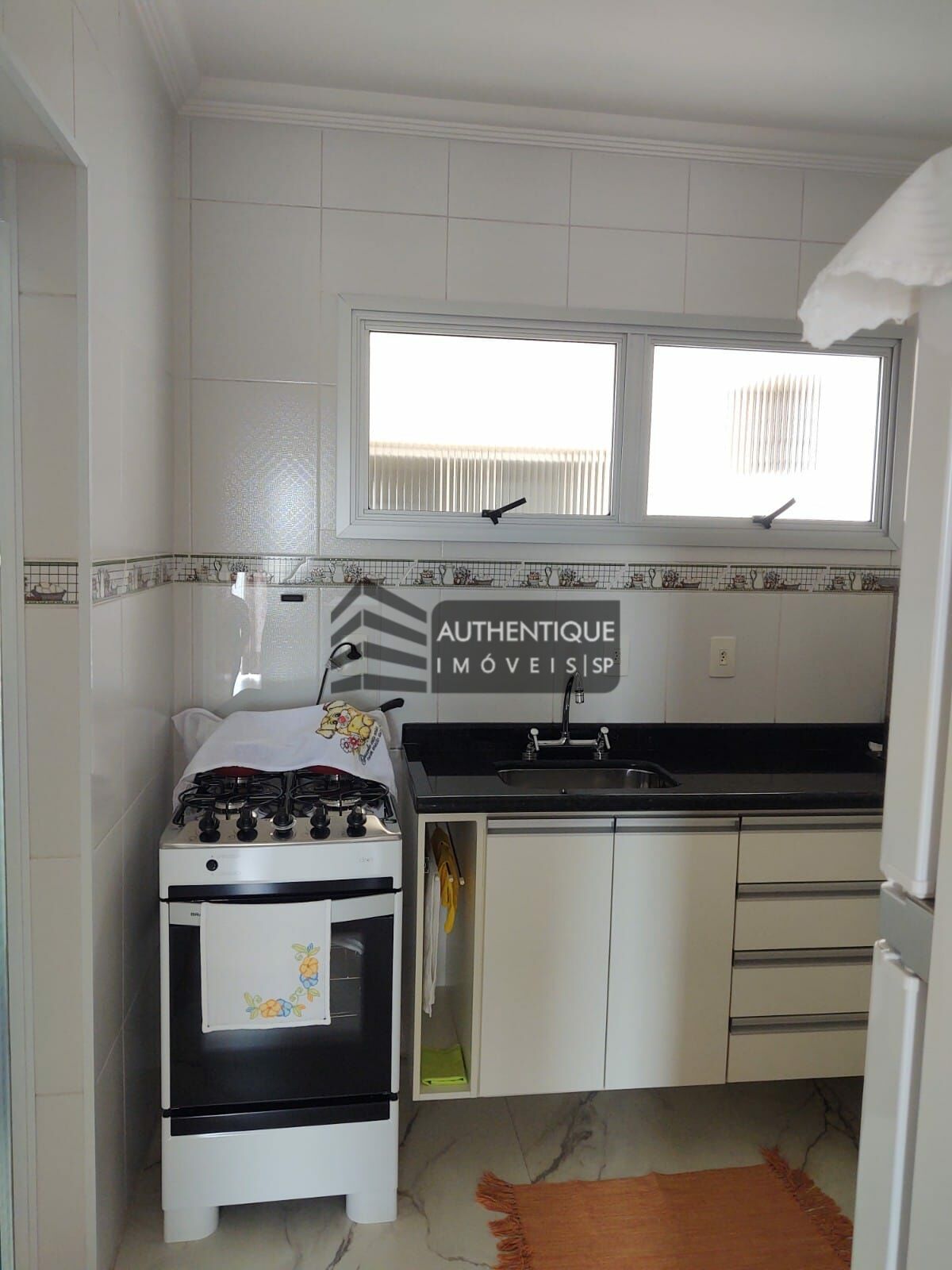 Apartamento à venda com 2 quartos, 64m² - Foto 30