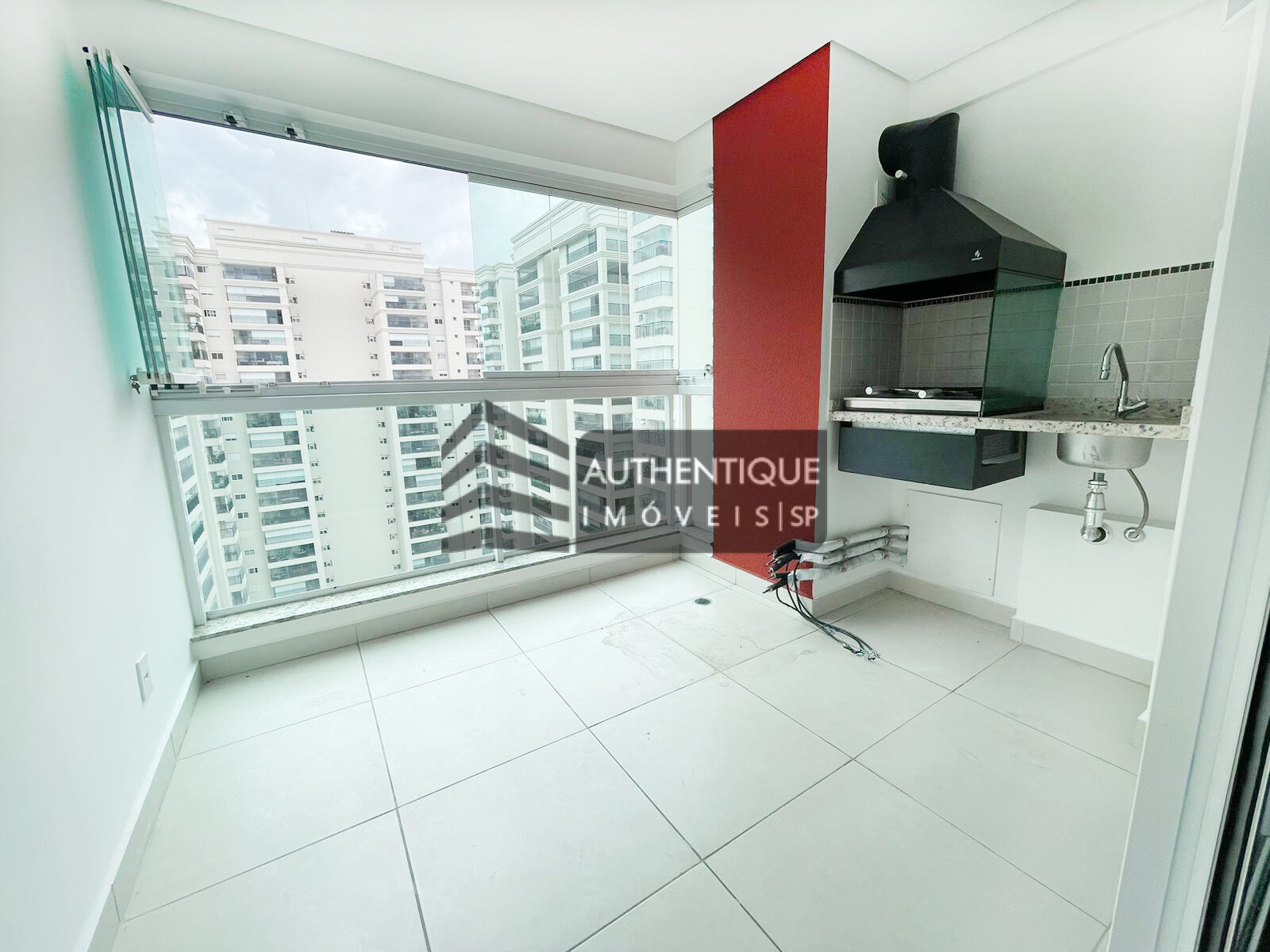 Apartamento à venda com 2 quartos, 78m² - Foto 1