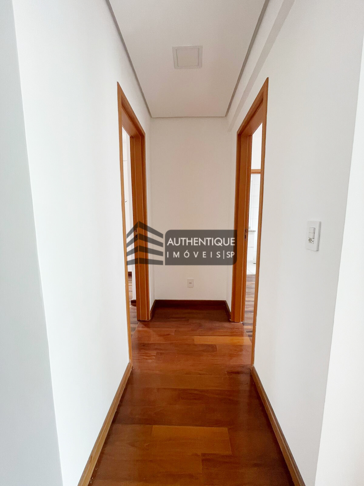 Apartamento à venda com 2 quartos, 78m² - Foto 12