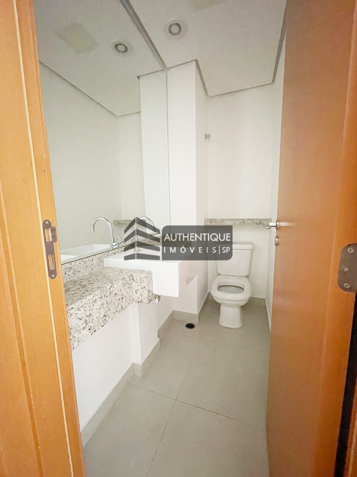 Apartamento à venda com 2 quartos, 78m² - Foto 4