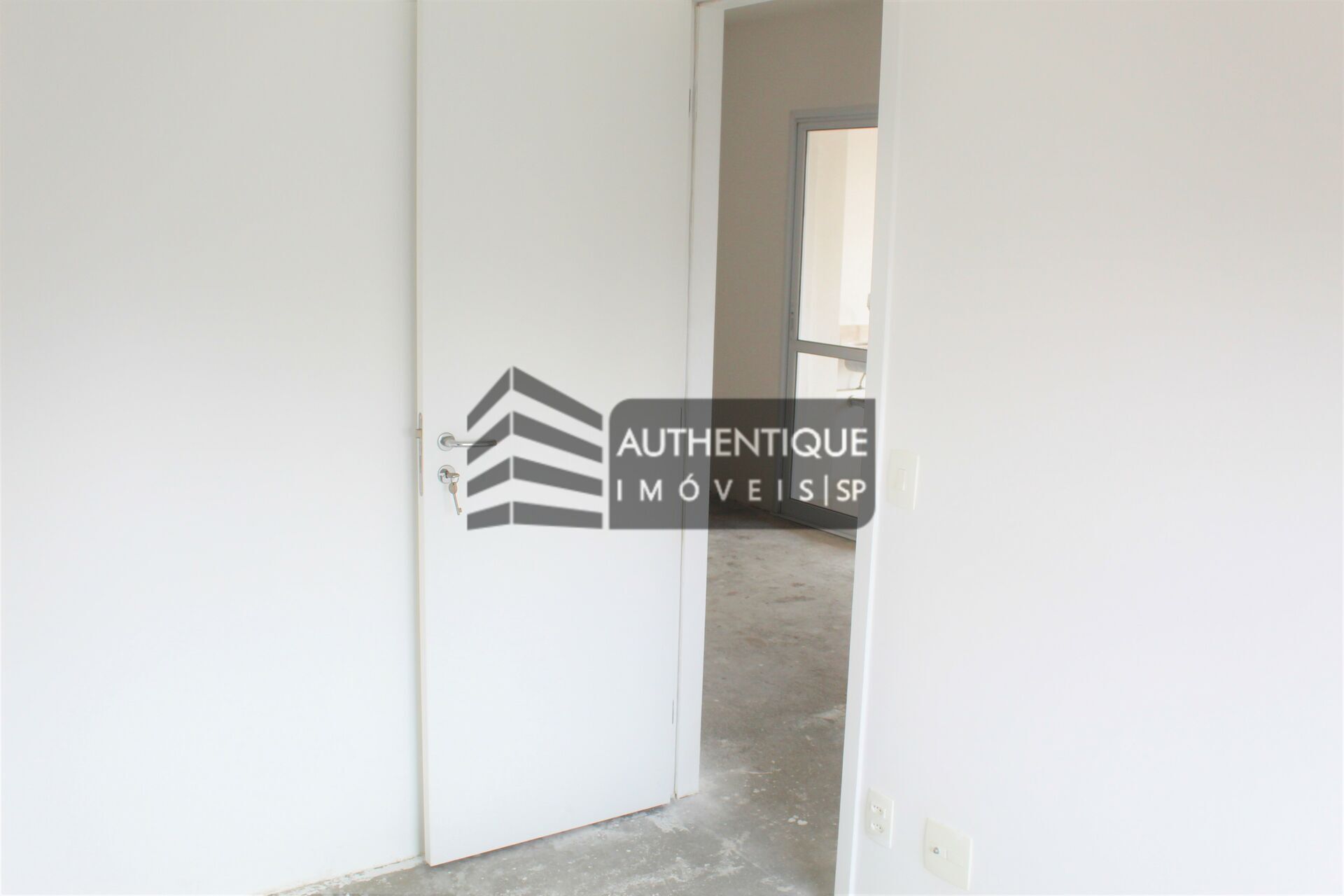 Apartamento à venda com 2 quartos, 67m² - Foto 14