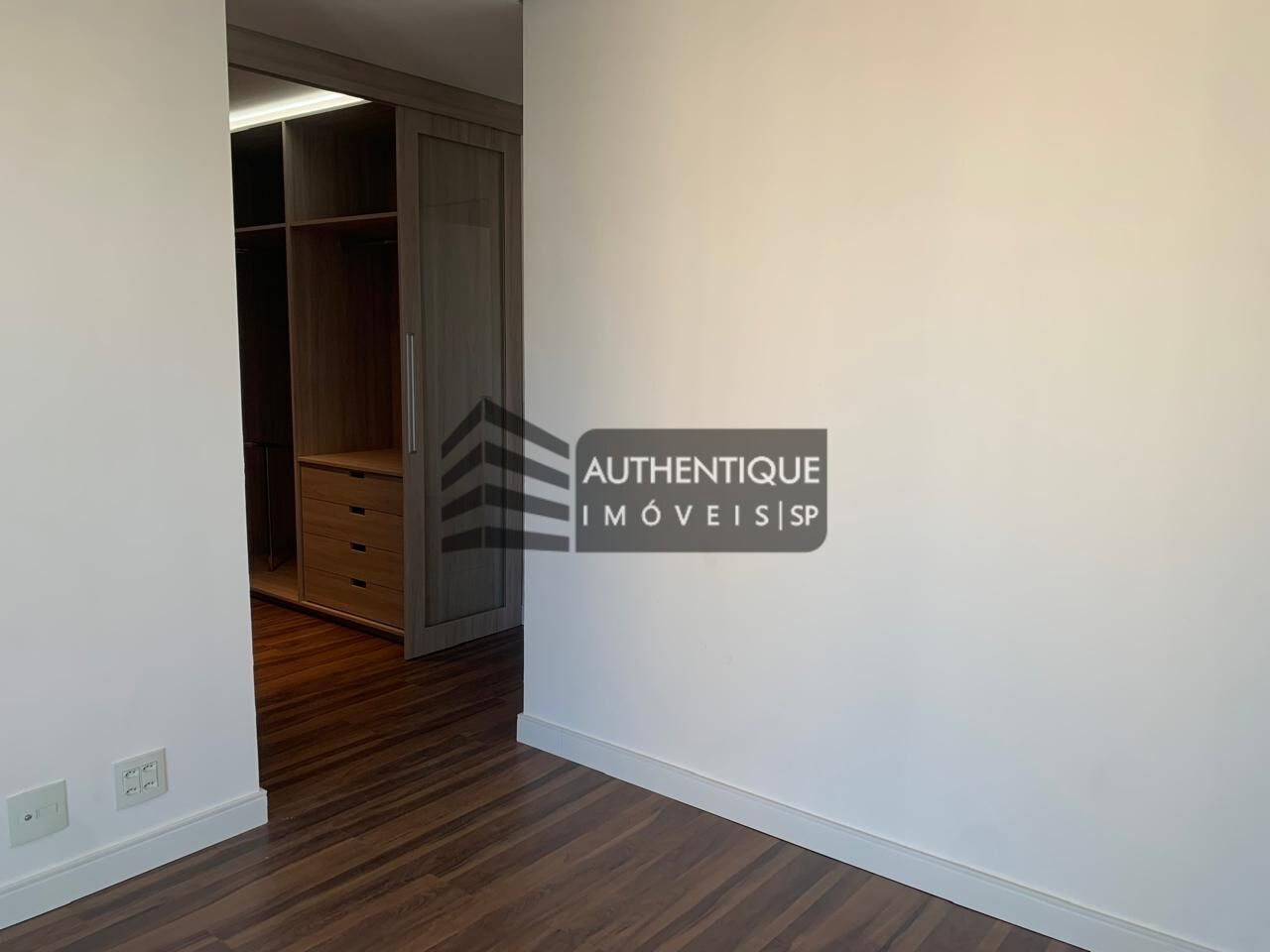 Apartamento à venda com 3 quartos, 145m² - Foto 16