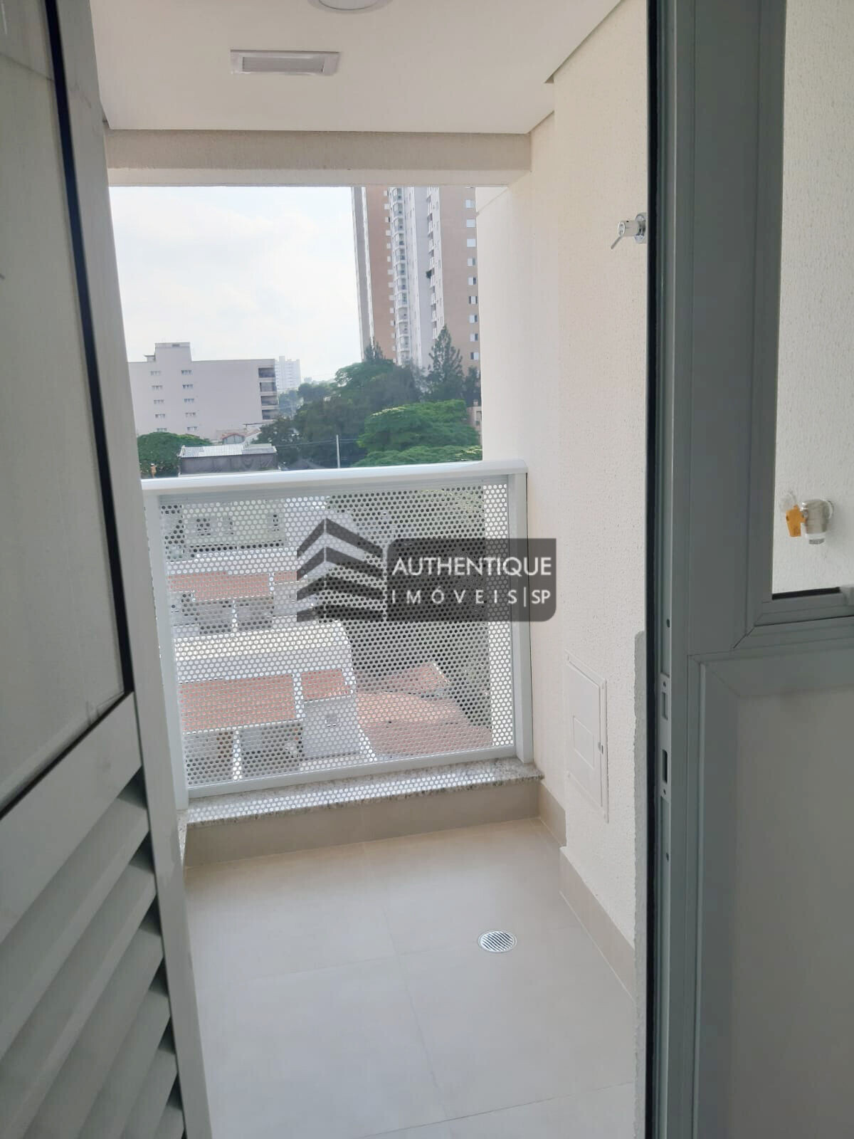 Apartamento à venda com 2 quartos, 78m² - Foto 9