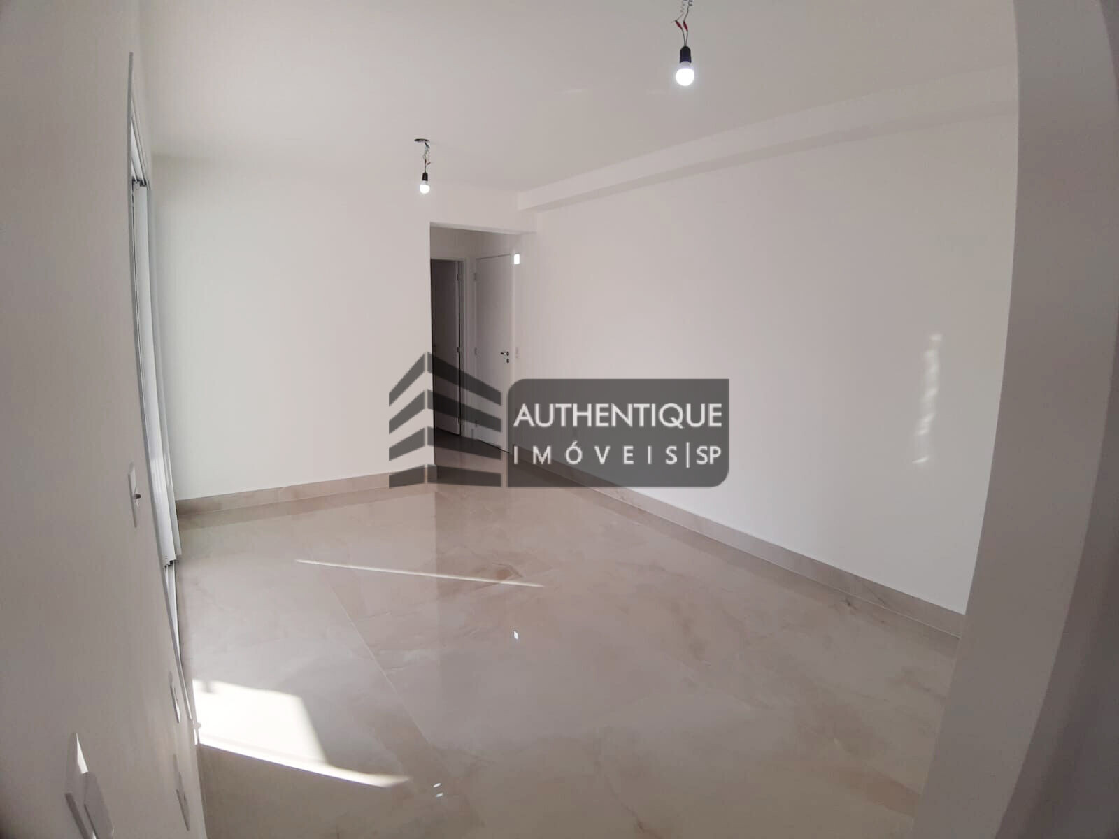 Apartamento à venda com 2 quartos, 78m² - Foto 5