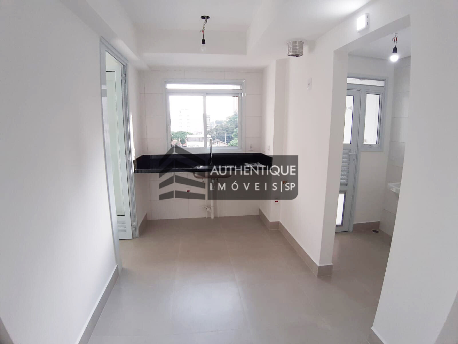 Apartamento à venda com 2 quartos, 78m² - Foto 21