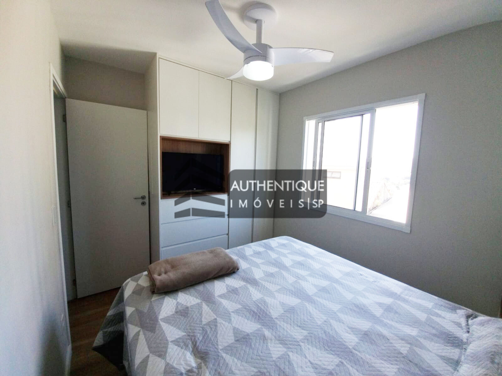 Apartamento à venda com 2 quartos, 52m² - Foto 15