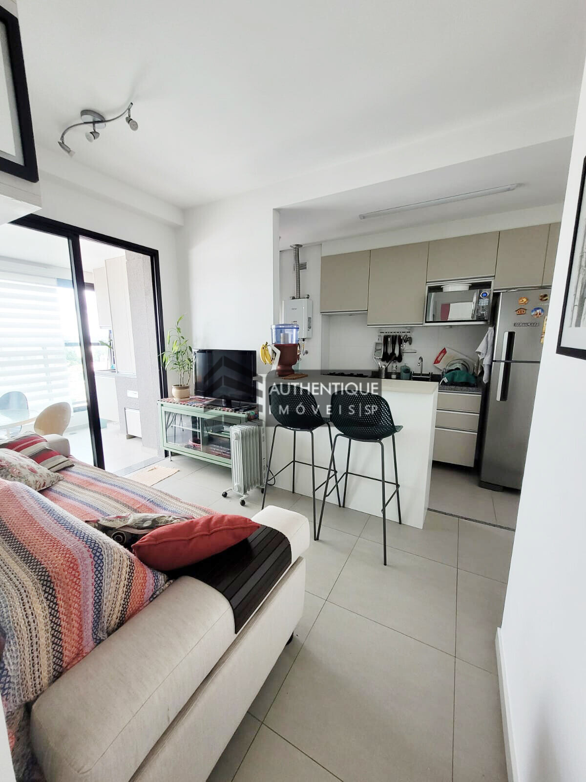 Apartamento à venda com 2 quartos, 56m² - Foto 10