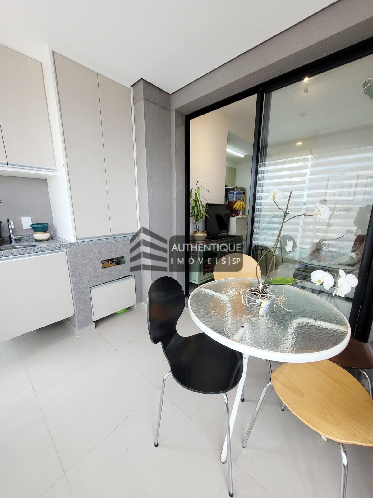 Apartamento à venda com 2 quartos, 56m² - Foto 2