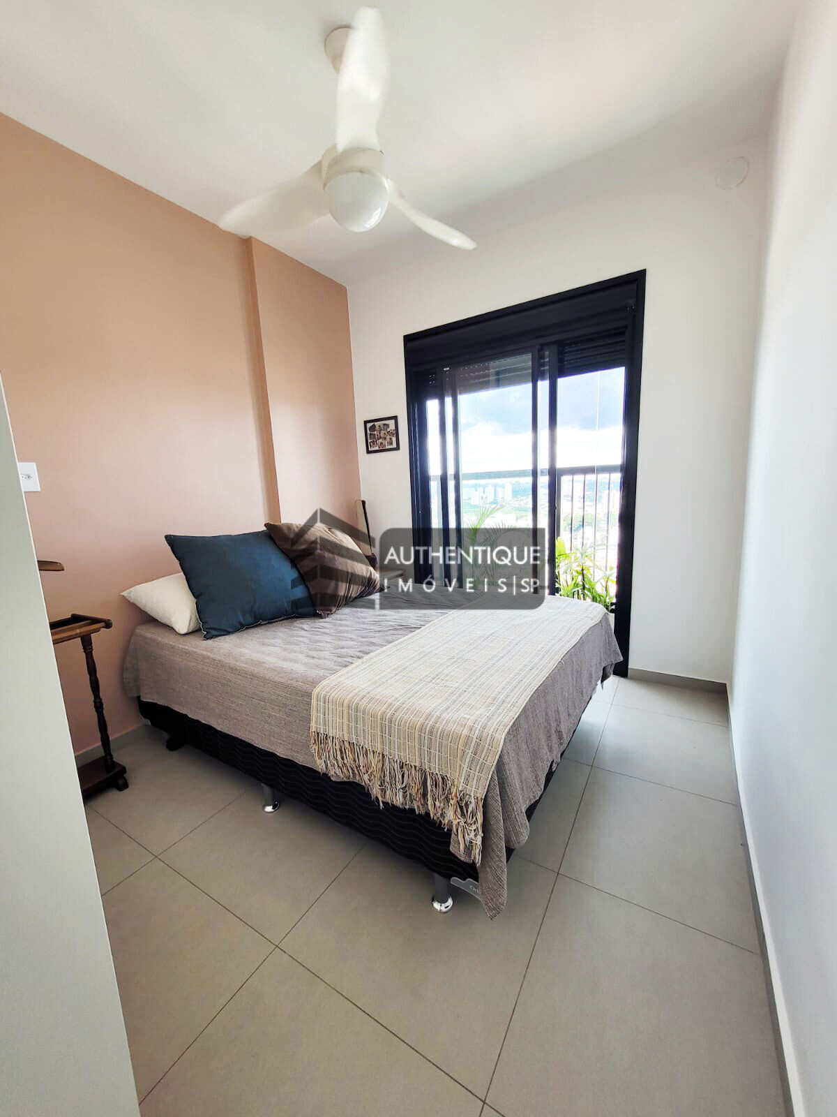 Apartamento à venda com 2 quartos, 56m² - Foto 18