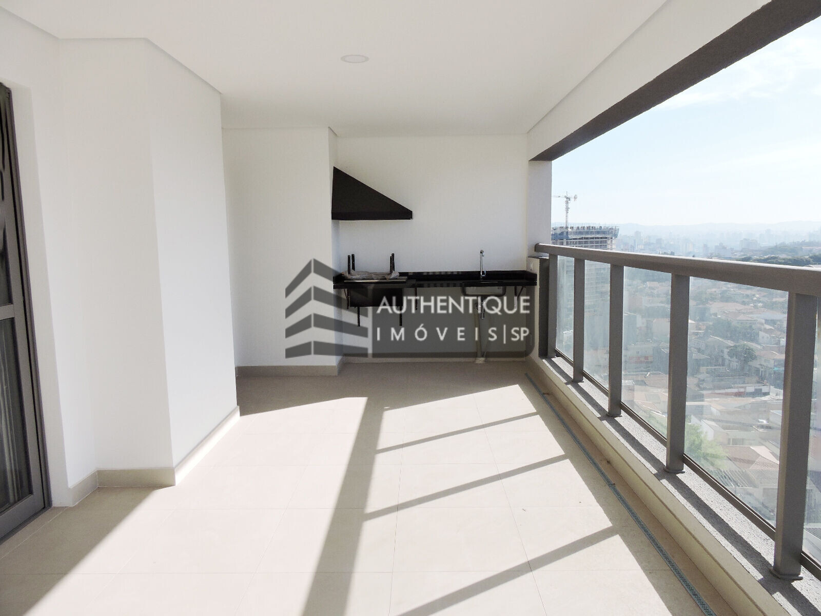 Apartamento à venda com 3 quartos, 163m² - Foto 4