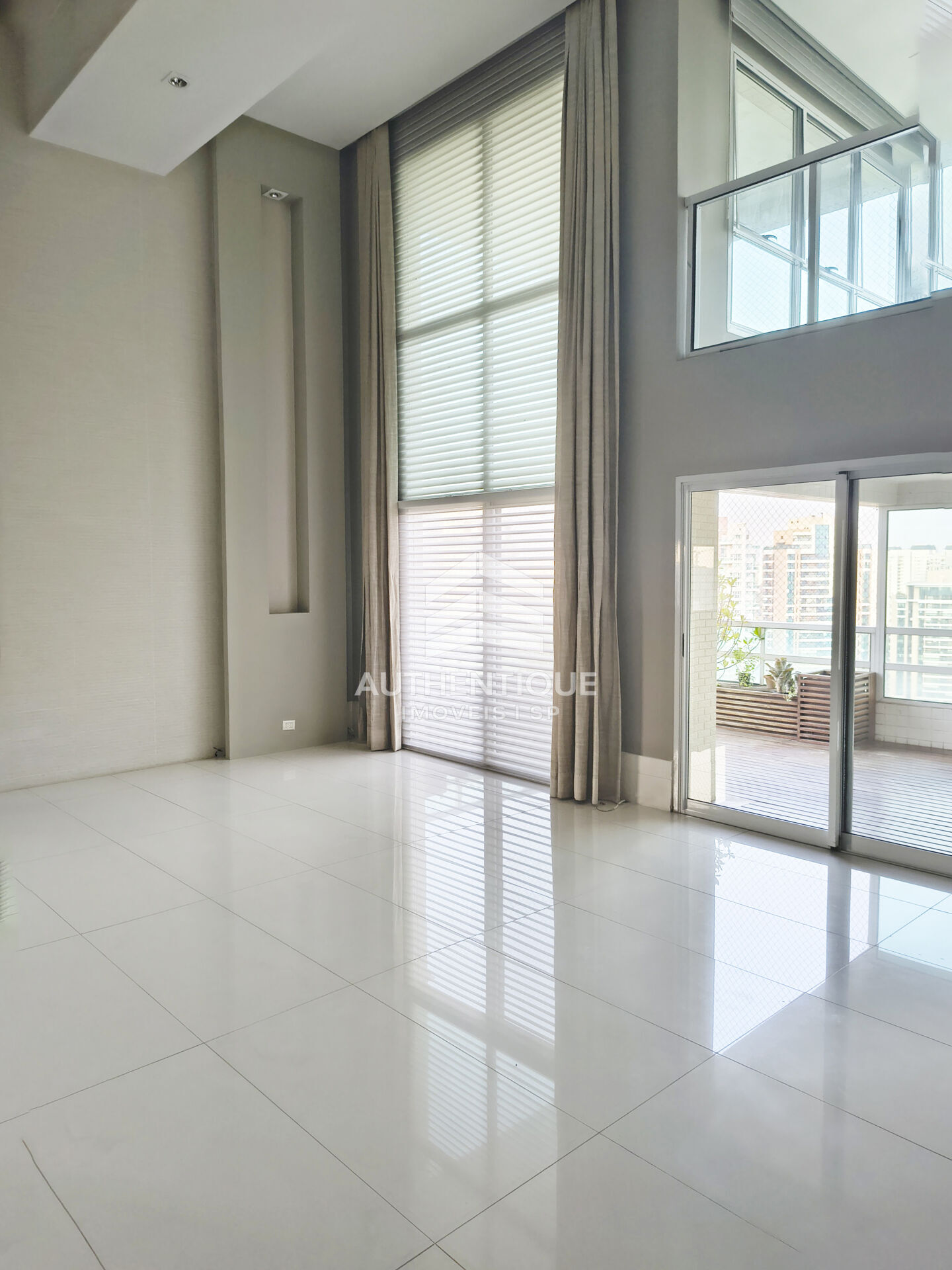 Apartamento, 3 quartos, 260 m² - Foto 5