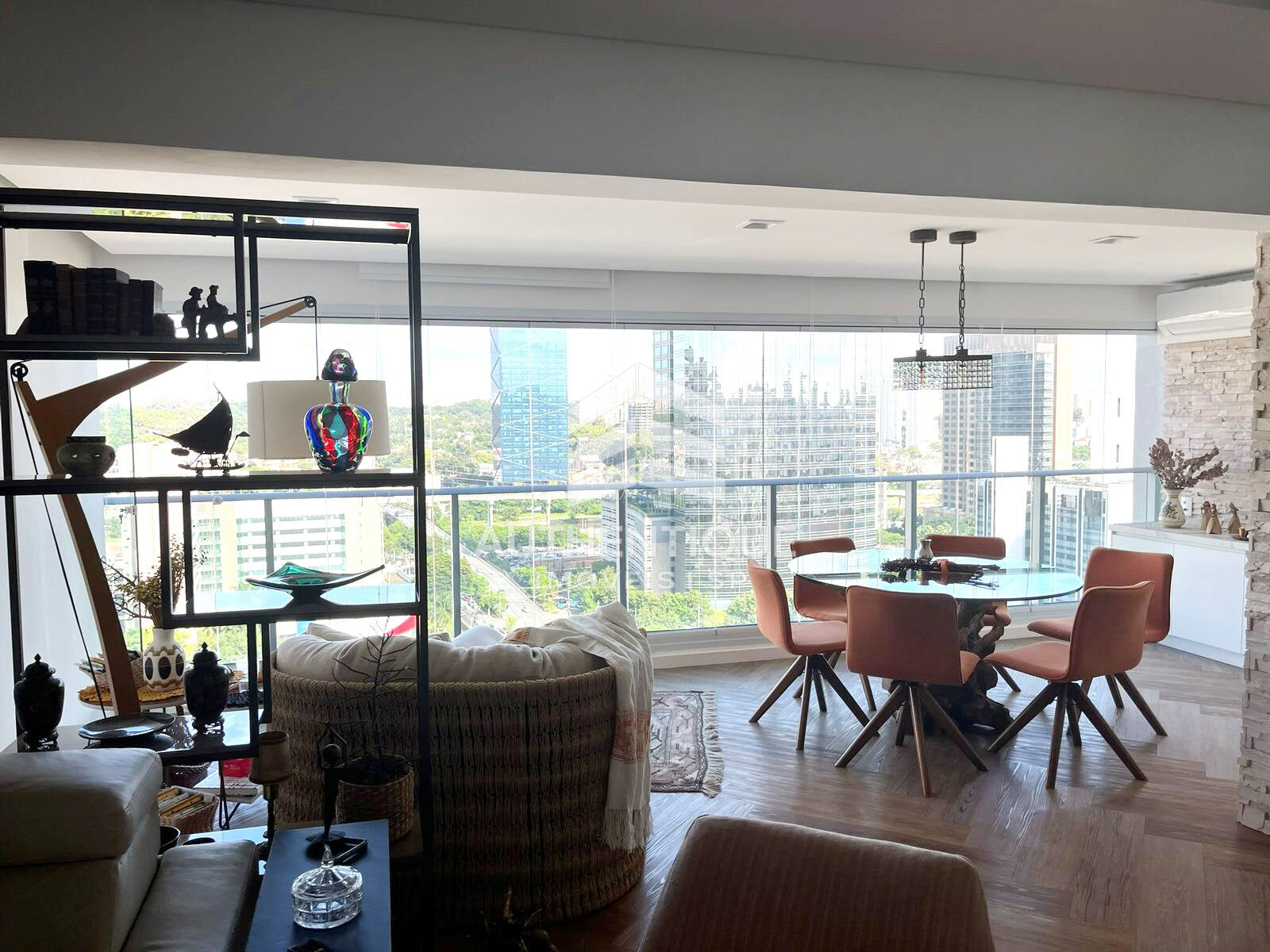 Apartamento, 2 quartos, 132 m² - Foto 1