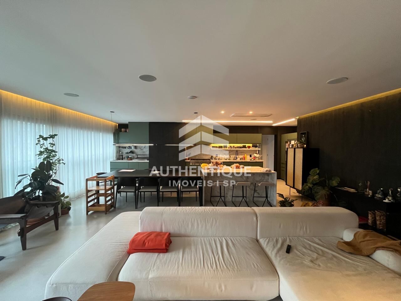 Apartamento, 3 quartos, 143 m² - Foto 2
