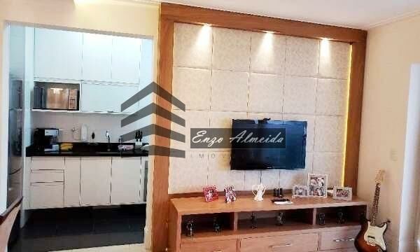 Apartamento à venda com 2 quartos, 65m² - Foto 27