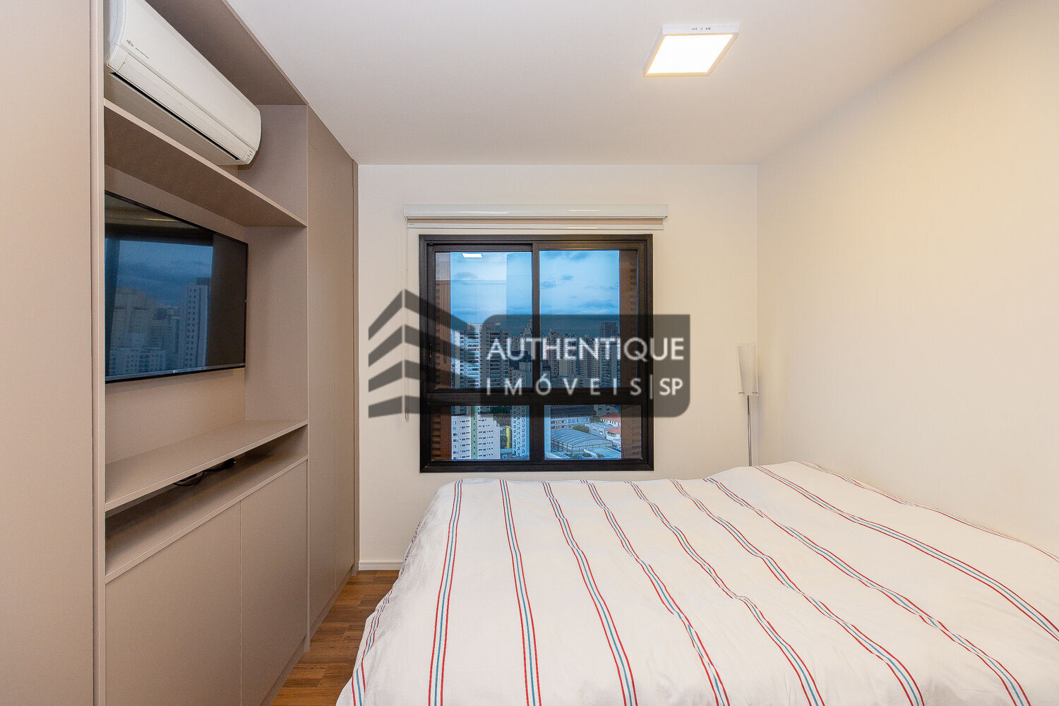 Apartamento à venda com 2 quartos, 106m² - Foto 43