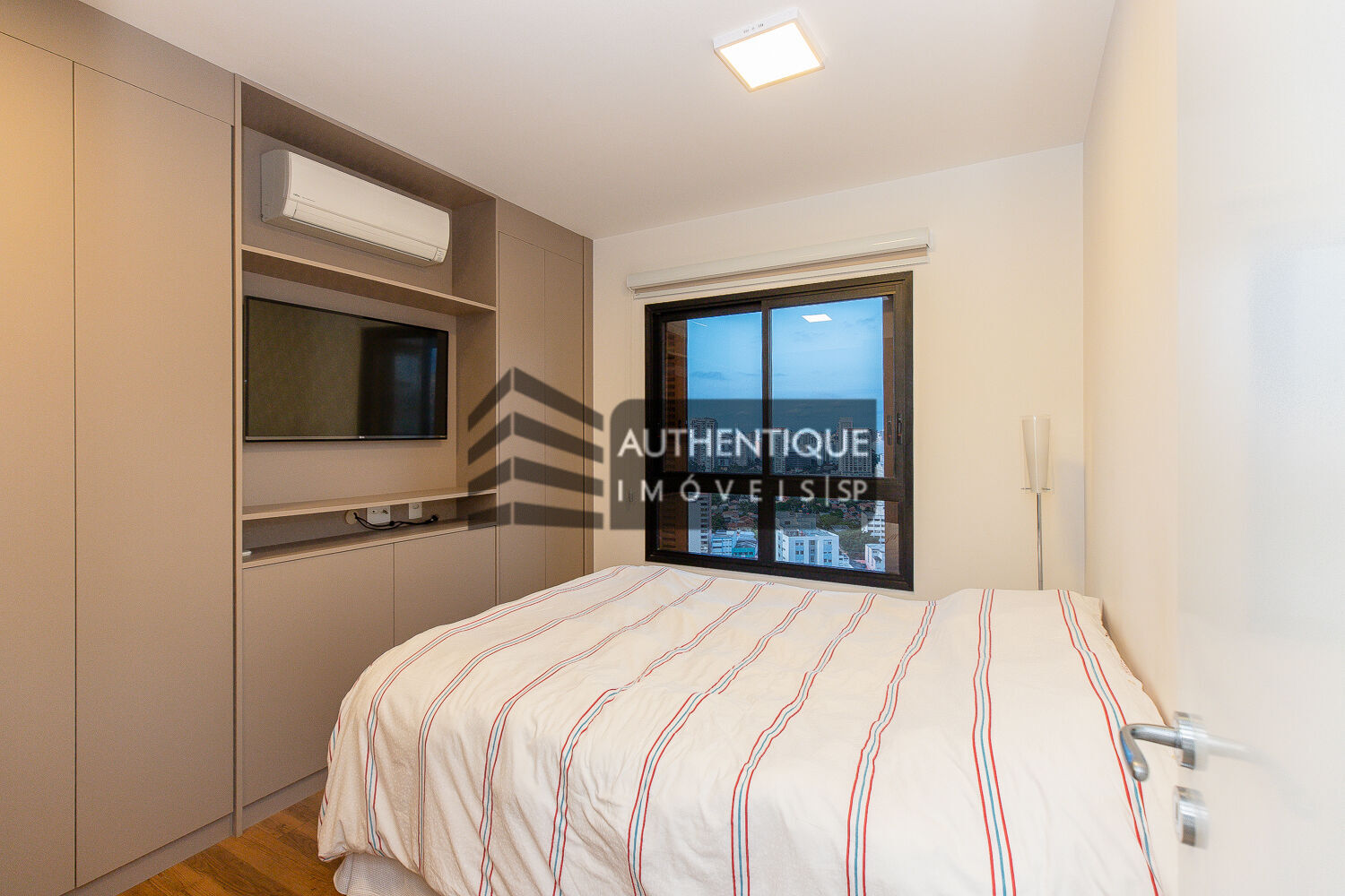 Apartamento à venda com 2 quartos, 106m² - Foto 44