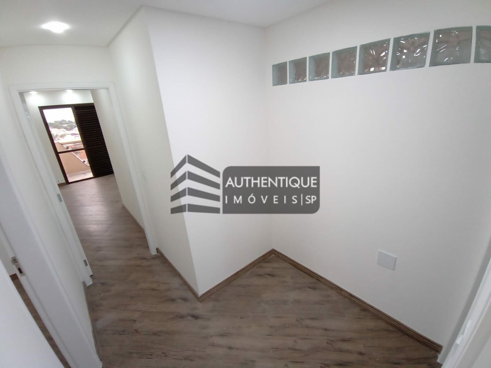 Apartamento à venda com 3 quartos, 180m² - Foto 12