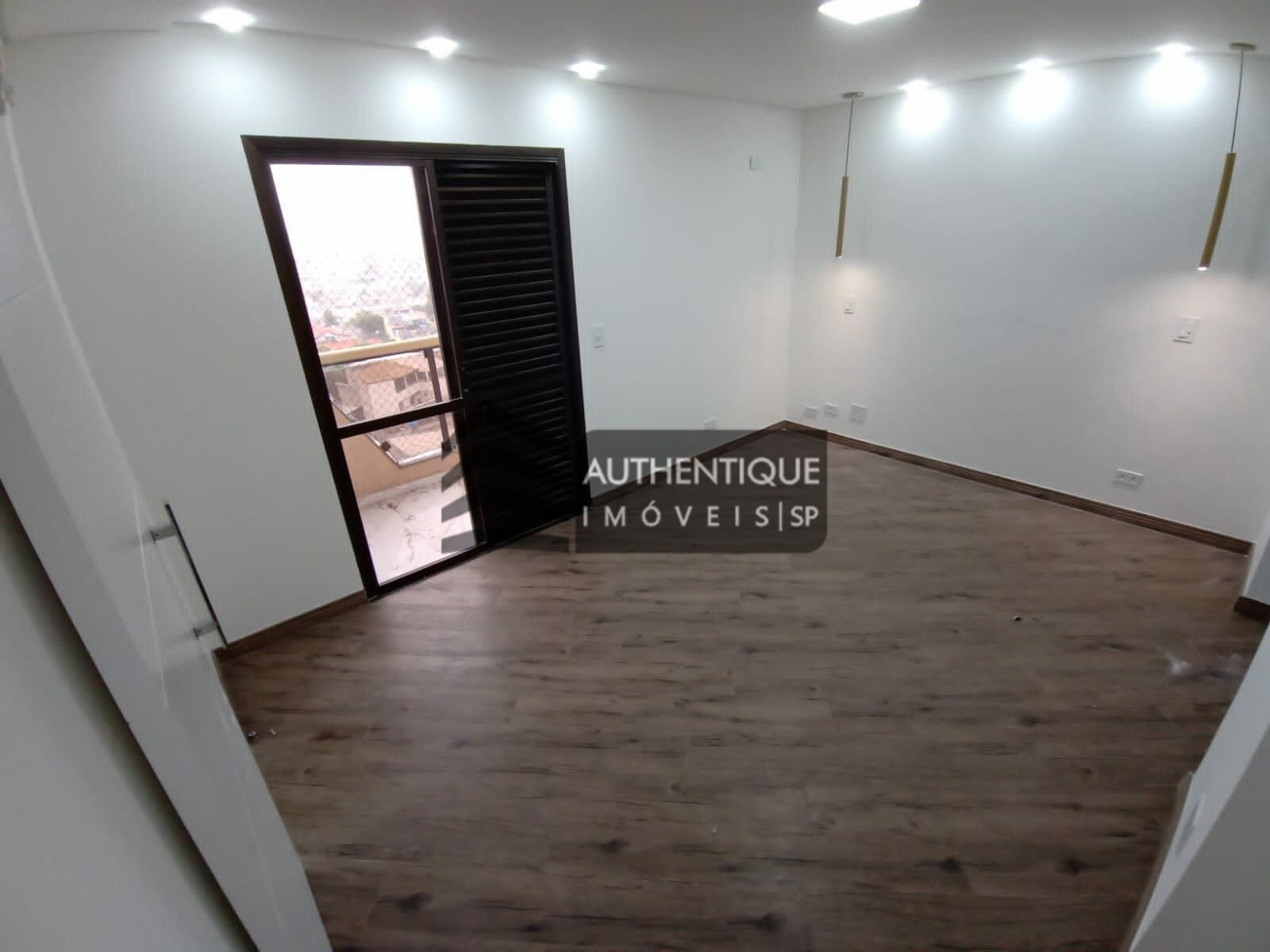 Apartamento à venda com 3 quartos, 180m² - Foto 19