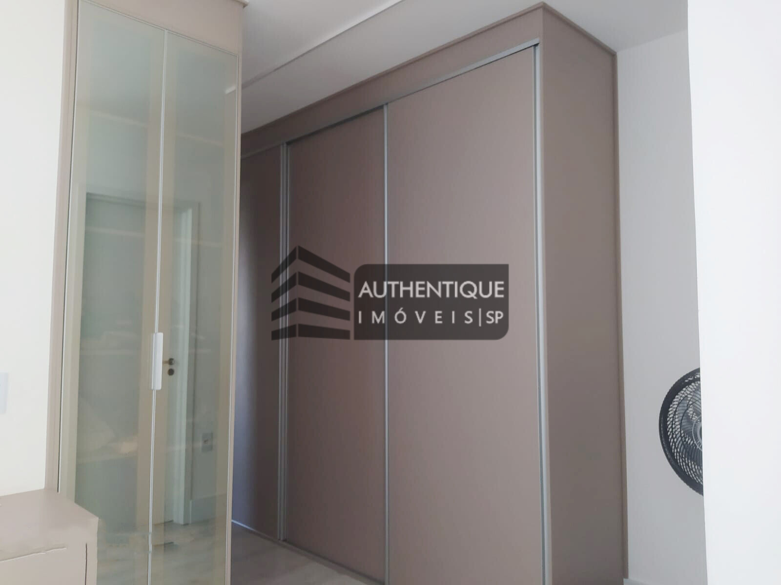 Apartamento à venda com 3 quartos, 164m² - Foto 15