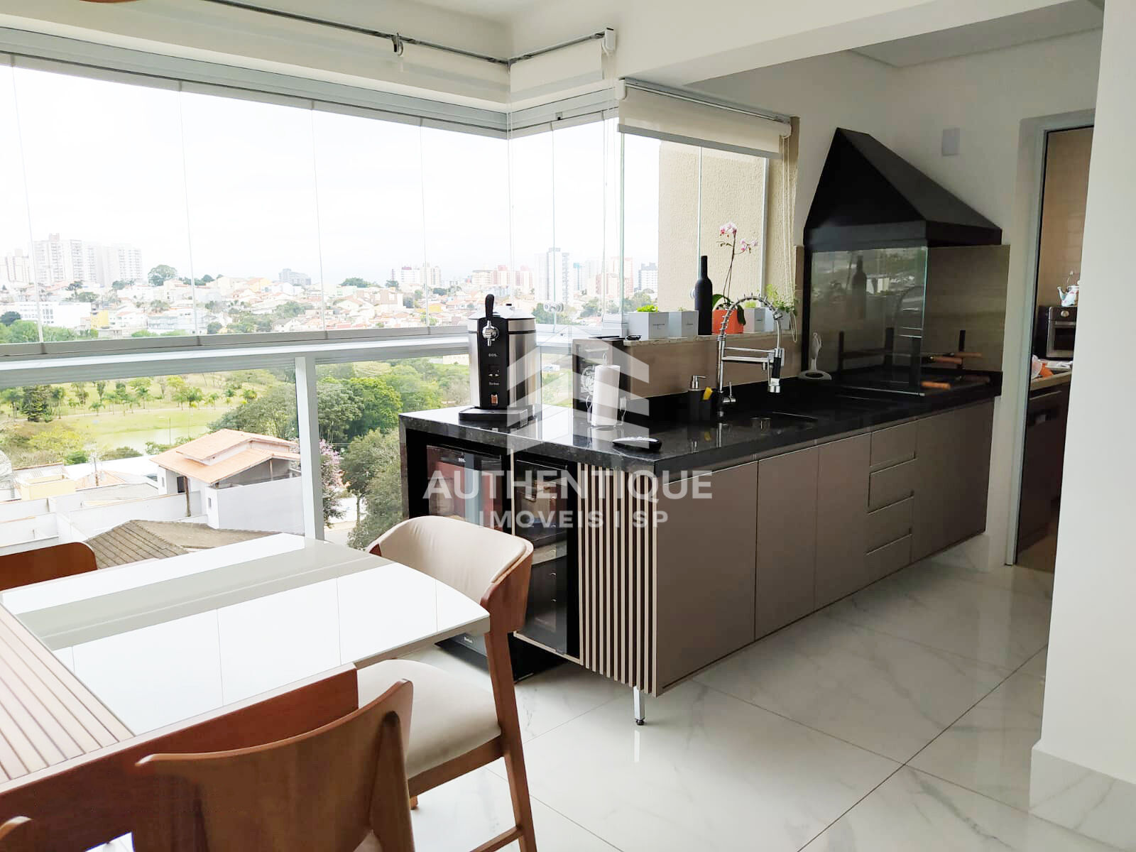 Apartamento, 3 quartos, 164 m² - Foto 2