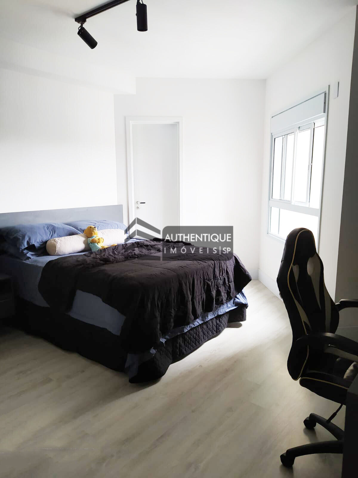 Apartamento à venda com 3 quartos, 164m² - Foto 19