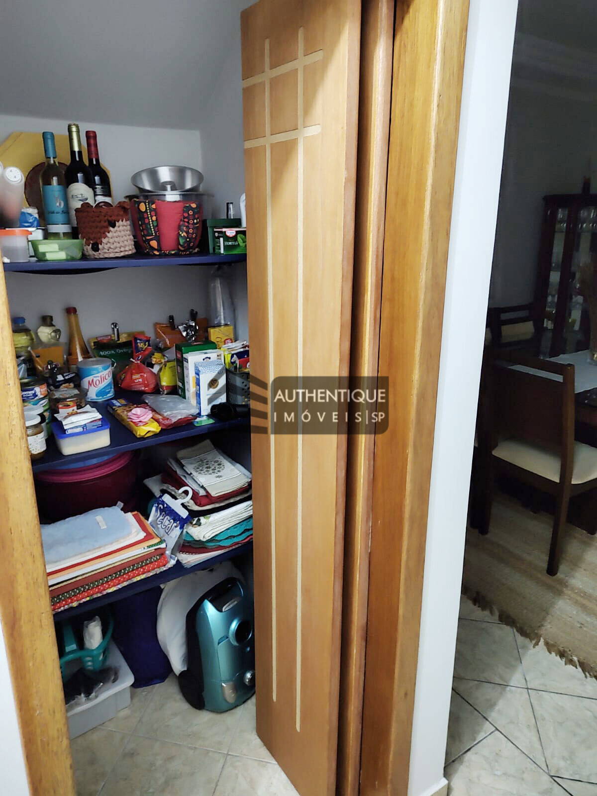 Casa à venda com 3 quartos, 227m² - Foto 20