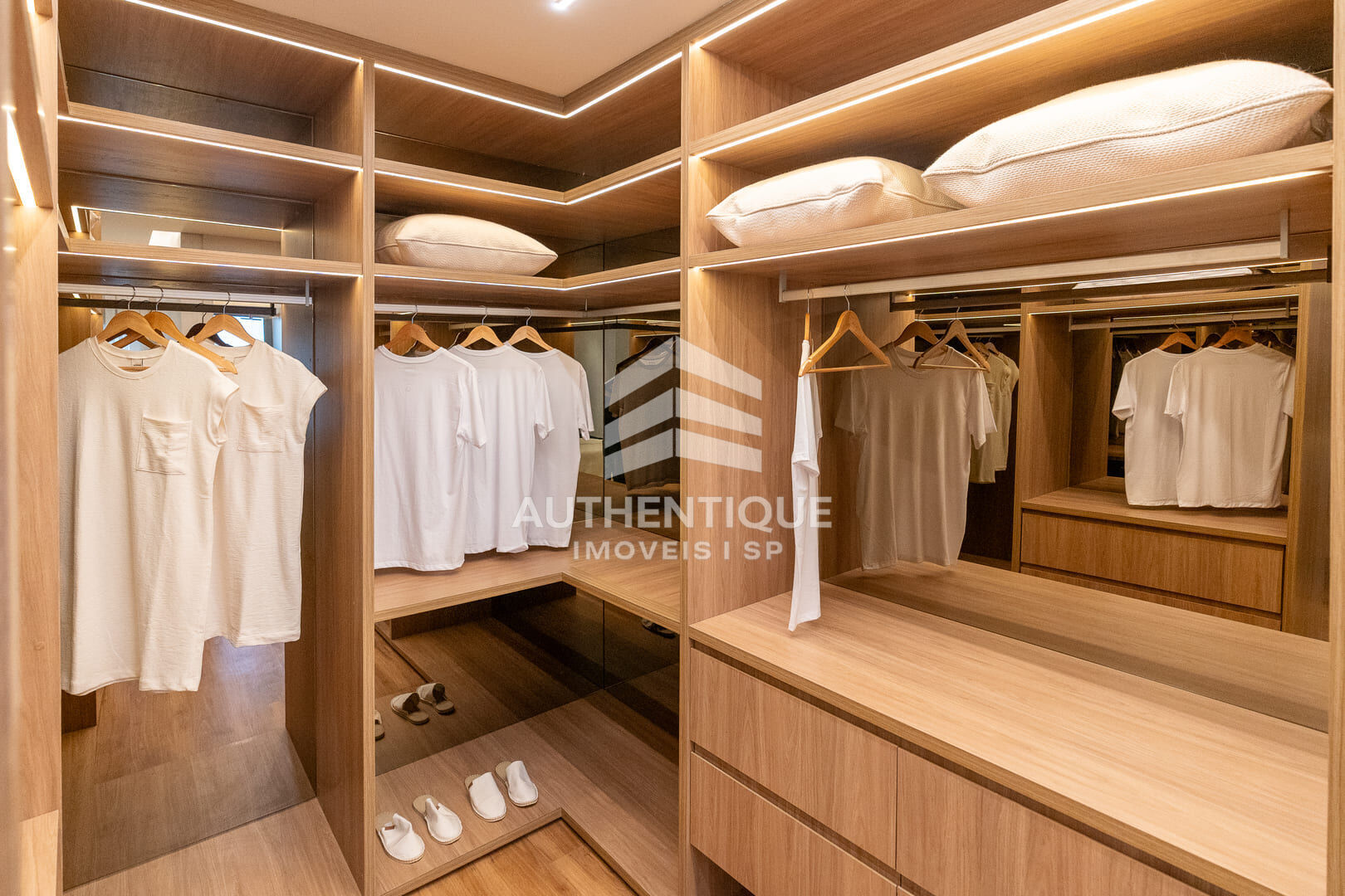 Cobertura, 3 quartos, 266 m² - Foto 22