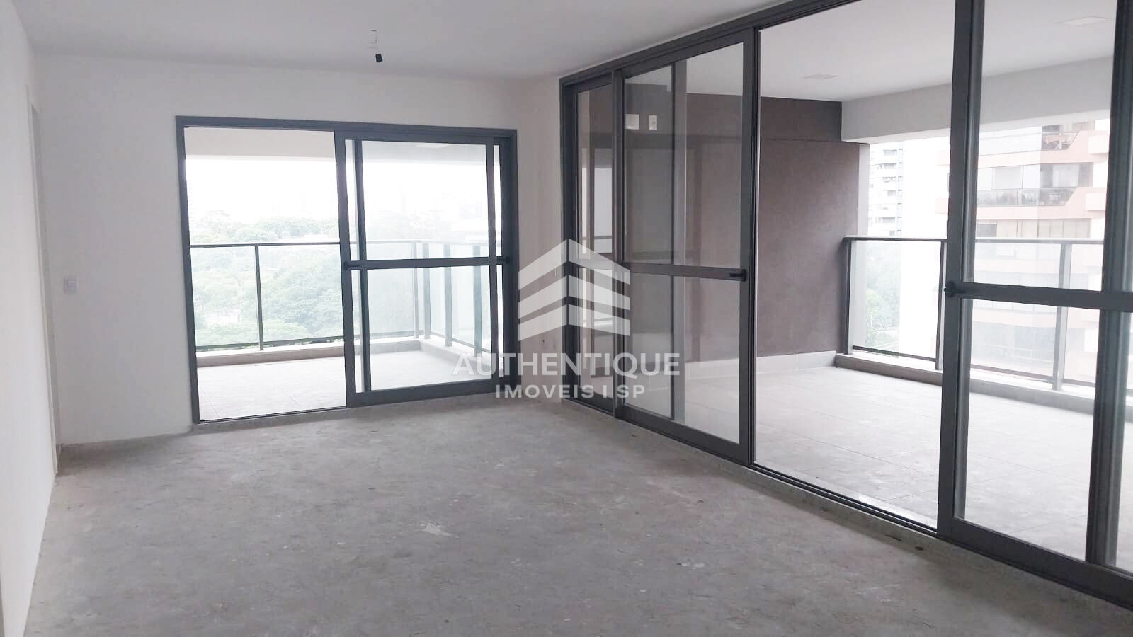 Apartamento, 3 quartos, 157 m² - Foto 1