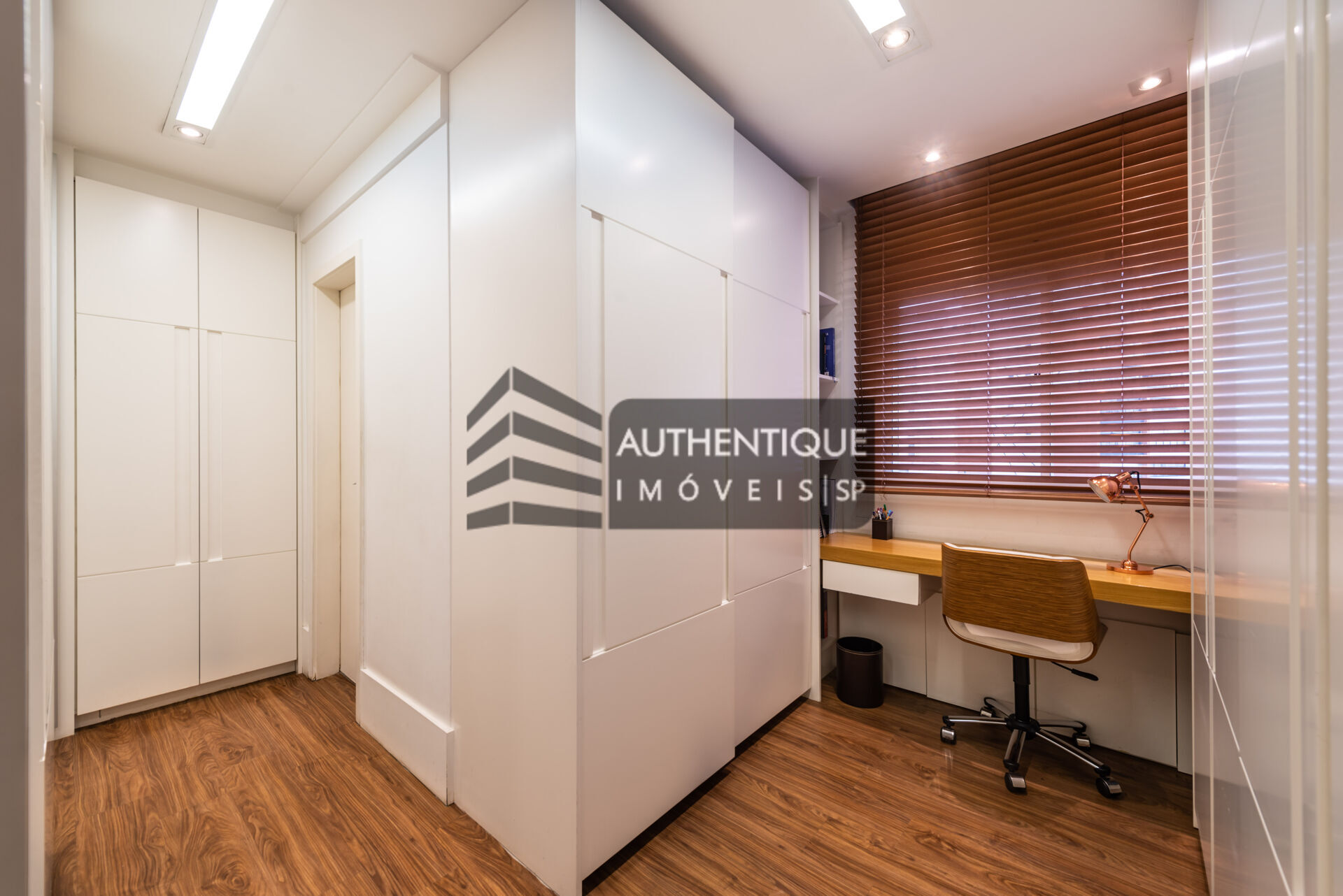 Apartamento à venda com 3 quartos, 162m² - Foto 16