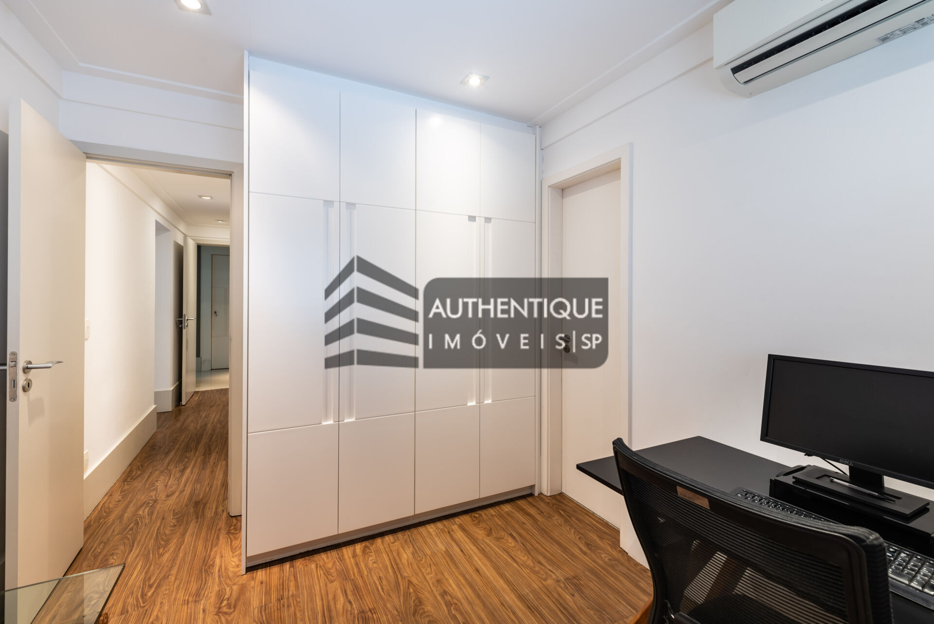 Apartamento à venda com 3 quartos, 162m² - Foto 21